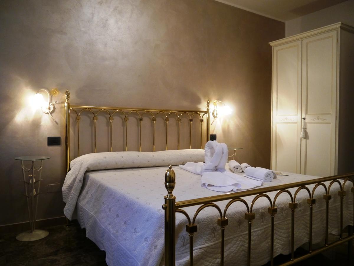 B&B Le Dive Ostra Exterior photo